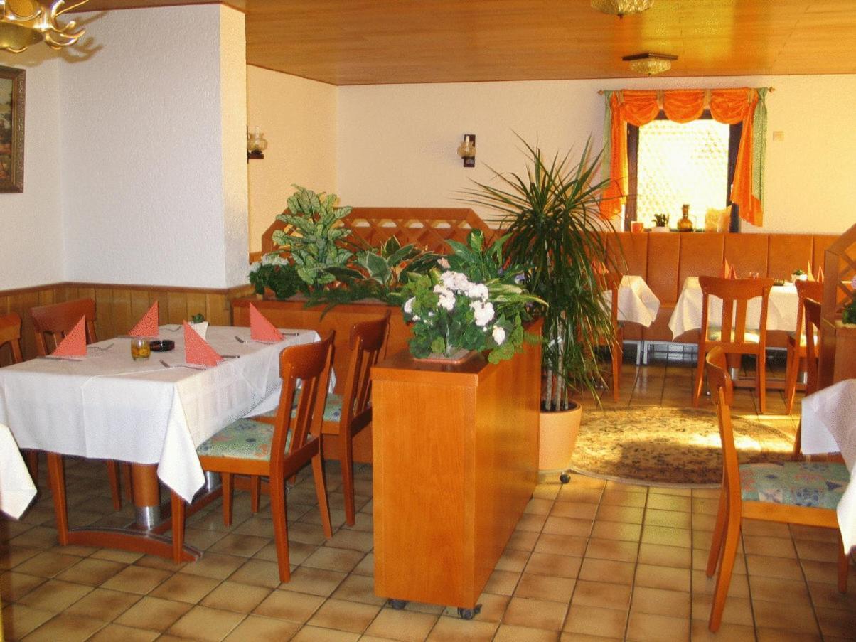 Gasthaus Zur Krone Feilbingert Ngoại thất bức ảnh